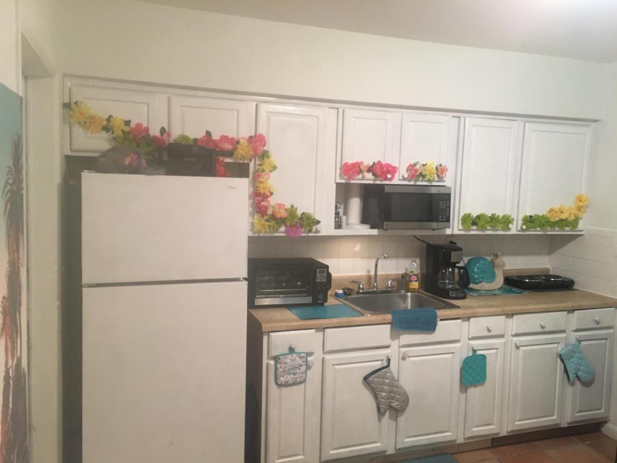 Airport Bunk House Free - Wifi - Parking - Coffee- Long Term Welcome Fort Lauderdale Exterior photo